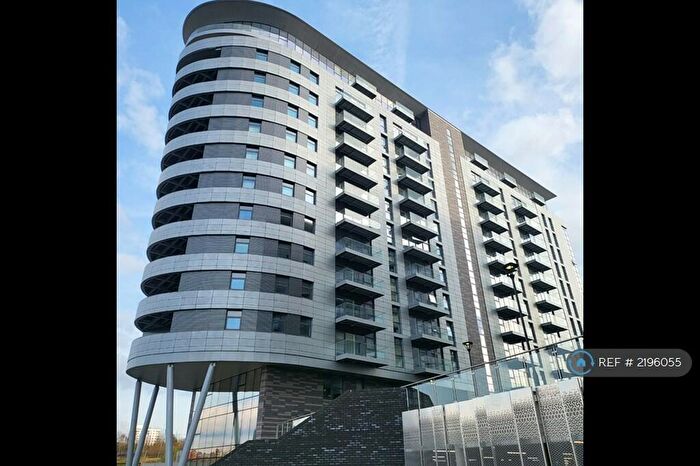 3 Bedroom Flat To Rent In Pomona Strand, Manchester, M16