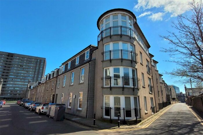 2 Bedroom Flat To Rent In Margaret Street, City Centre, Aberdeen, AB10