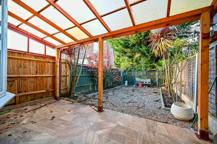 3 Bedroom End Of Terrace House To Rent In Spinney Close, New Malden, KT3