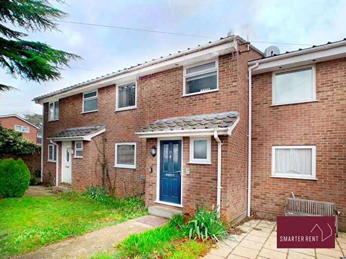 3 Bedroom Terraced House To Rent In In The Ray, Maidenhead, SL6