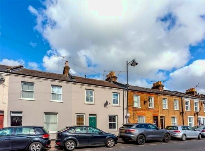 3 Bedroom Terraced House To Rent In Arthur Road, Windsor, SL4