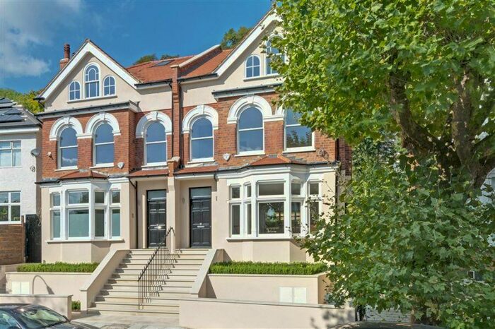 6 Bedroom Semi-Detached House To Rent In Stanhope Gardens, Highgate, N6