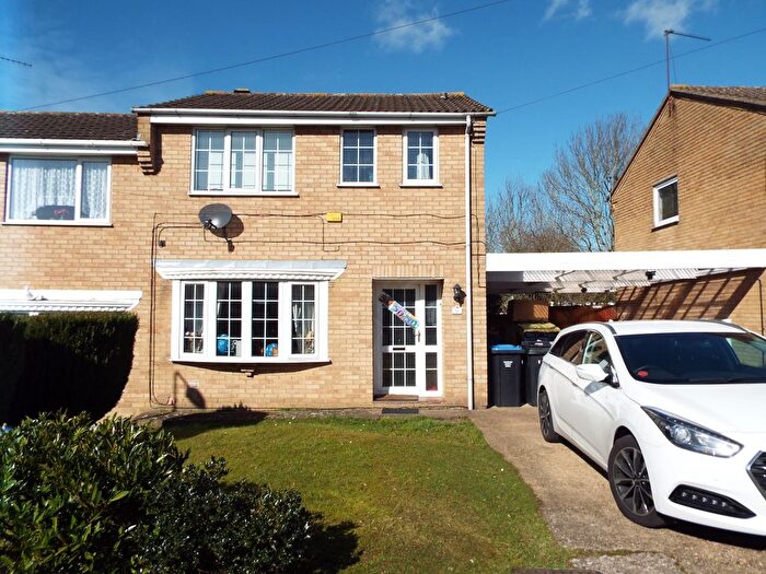 3 Bedroom Semi-Detached House To Rent In Fleckney, Leicester, LE8
