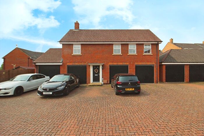 1 Bedroom Detached House To Rent In Culverhouse Road, Swindon, SN1