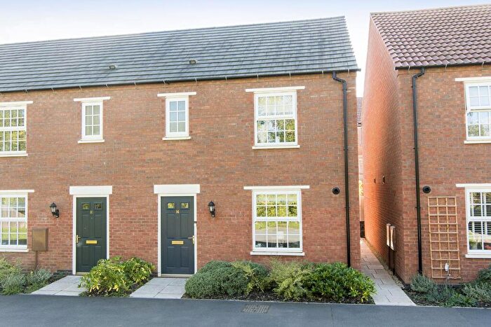 3 Bedroom End Of Terrace House For Sale In Wadsworth Close, Market Harborough, LE16