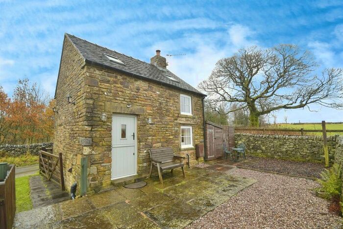 1 Bedroom Character Property For Sale In Newtown, Longnor, Buxton, SK17