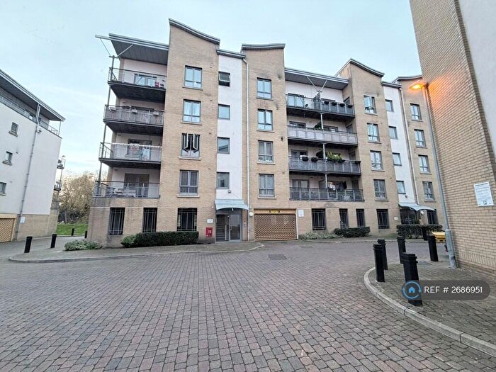 2 Bedroom Flat To Rent In Yeoman Close, Ipswich, IP1