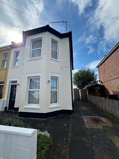 4 Bedroom Property To Rent In Capstone Road, Bournemouth, BH8
