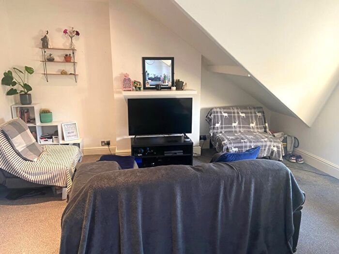 1 Bedroom Apartment To Rent In Ecclesall Road, Sheffield, S11