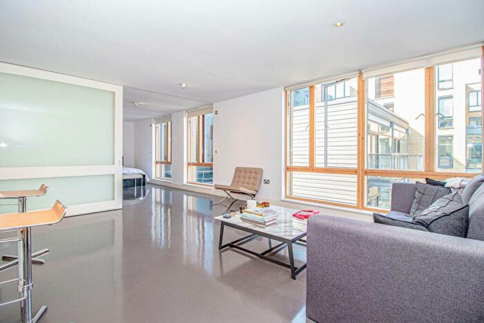 1 Bedroom Apartment To Rent In Drysdale Street, Shoreditch, N1