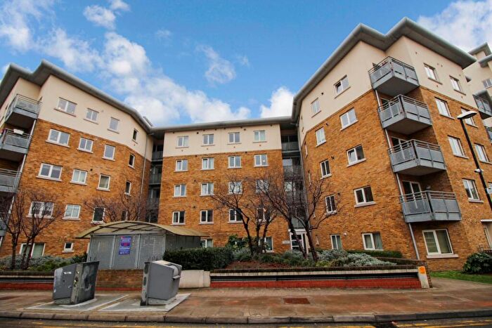 1 Bedroom Apartment To Rent In John Bell Tower West, Bow, London, E3