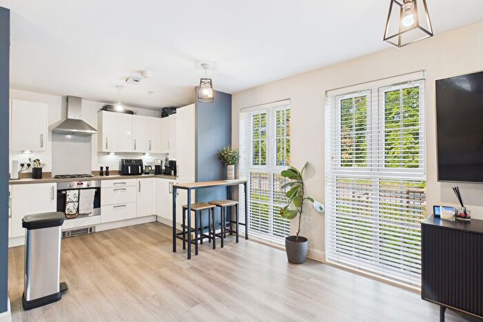 2 Bedroom Flat For Sale In Charteris Close, Wellesley, Aldershot, Hampshire, GU11