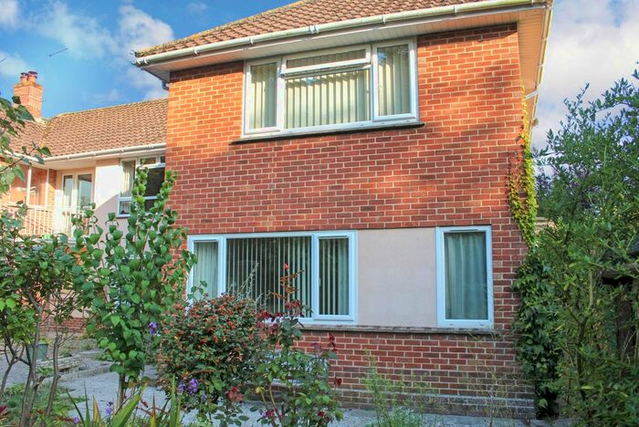 2 Bedroom Flat To Rent In Linden Court, Linden Avenue, Dorchester, Dorset, DT1