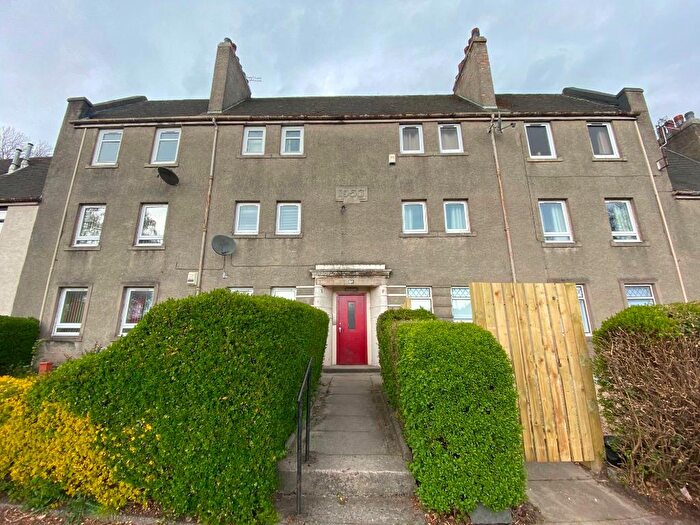 2 Bedroom Flat To Rent In North Lodge Road, Renfrew, Renfrewshire, PA4