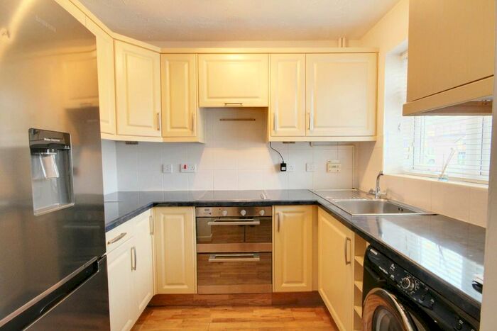 2 Bedroom Terraced House To Rent In Norwood Road, Cheshunt, Waltham Cross, EN8