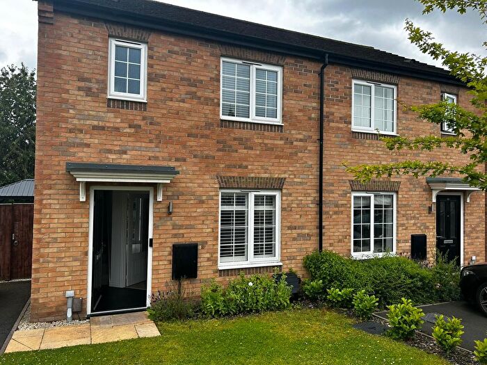 3 Bedroom Semi-Detached House To Rent In Wren Green Way, Wrenthorpe, Wakefield, WF2