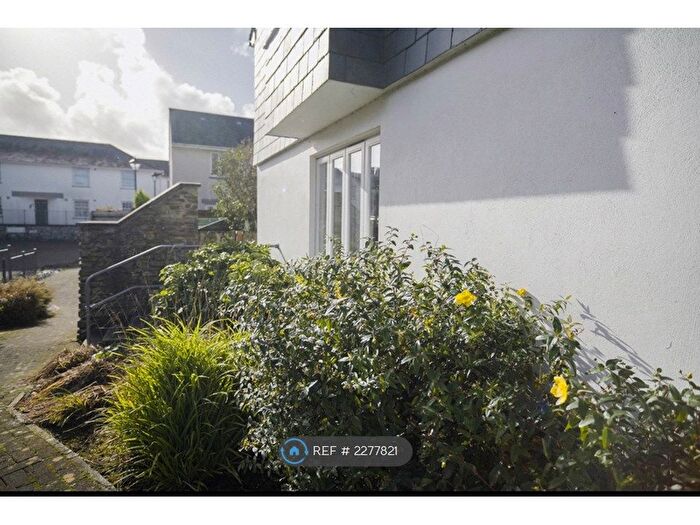 2 Bedroom Flat To Rent In Gweal Pawl, Redruth, TR15
