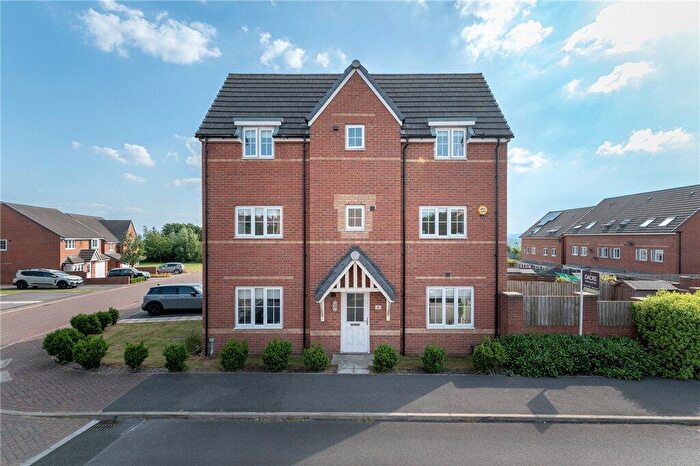 3 Bedroom Semi Detached House For Sale In Fergusson Walk, Morley, Leeds, West Yorkshire, LS27