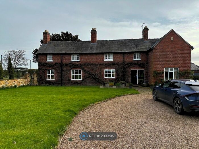 4 Bedroom Detached House To Rent In Newball, Lincoln, LN3