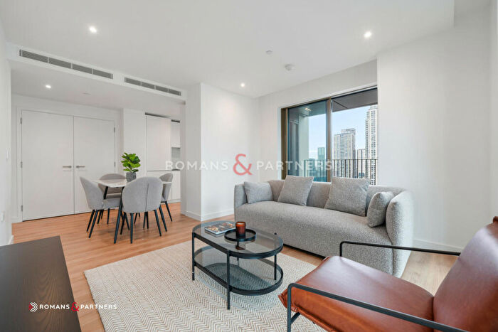 2 Bedroom Apartment To Rent In One Thames Quay, Canary Wharf, E14