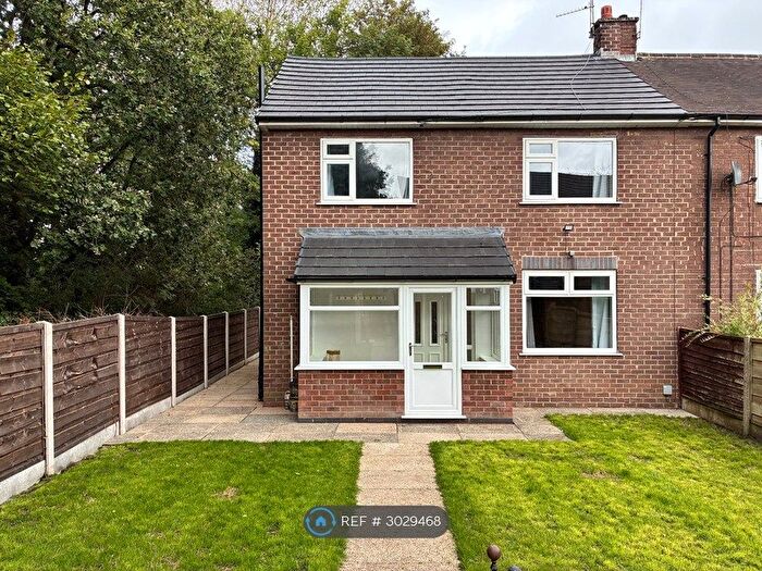 3 Bedroom Semi Detached House To Rent In Heather Way, Stockport, SK6