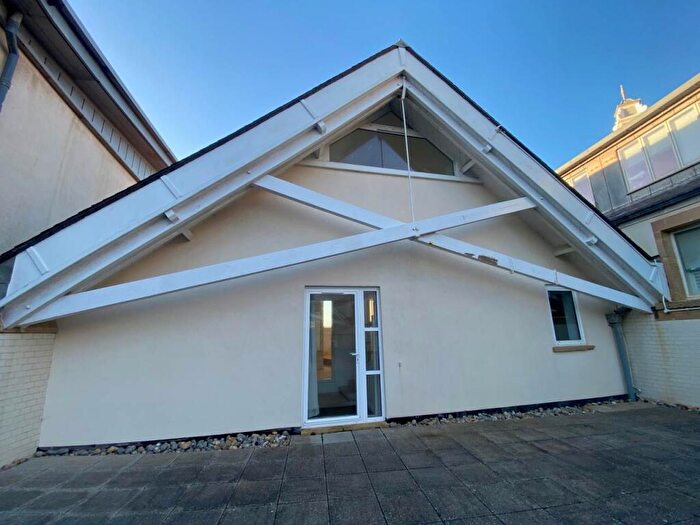 2 Bedroom Flat To Rent In Knightstone Baths, Knightstone Causeway, Weston-super-Mare, BS23