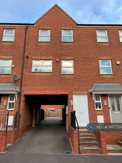 2 Bedroom Terraced House To Rent In Dunsil Road, Mansfield Woodhouse, Mansfield, NG19