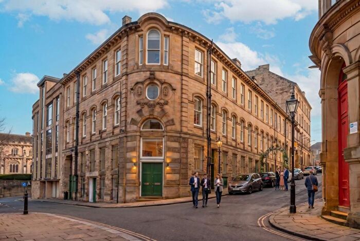 1 Bedroom Flat For Sale In Currer Street, Bradford, BD1