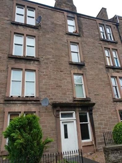 2 Bedroom Flat To Rent In Union Place, West End, Dundee, DD2