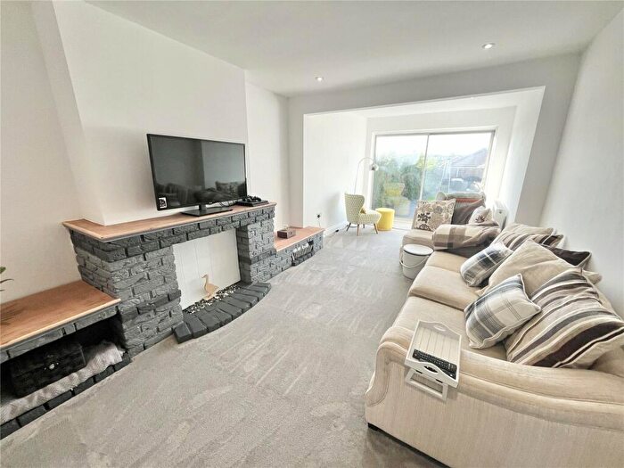 4 Bedroom Bungalow To Rent In Malyons Lane, Hullbridge, Hockley, Essex, SS5