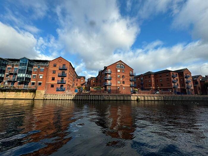2 Bedroom Apartment To Rent In Langton's Wharf, LS2
