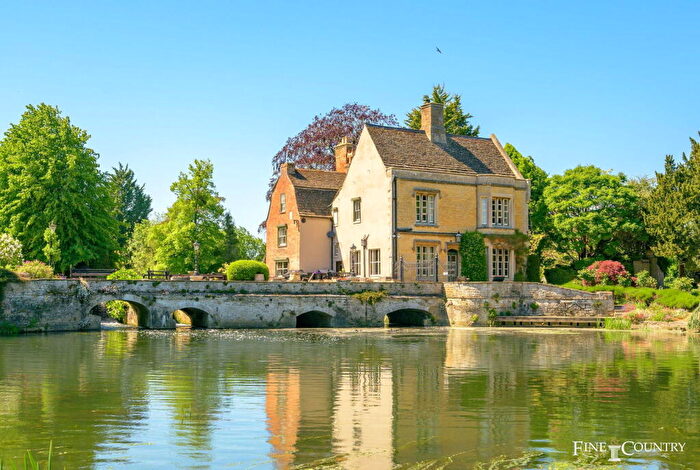 7 Bedroom Detached House For Sale In Market Deeping, PE6