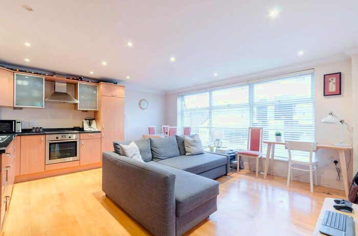 1 Bedroom Flat To Rent In Putney Bridge Road, Putney, London, SW15