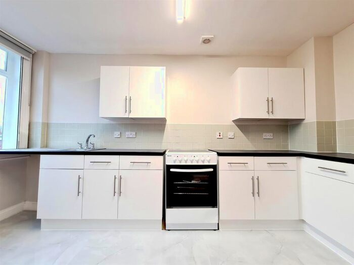 2 Bedroom Flat To Rent In Dwell House, Holloway Road, London, N19