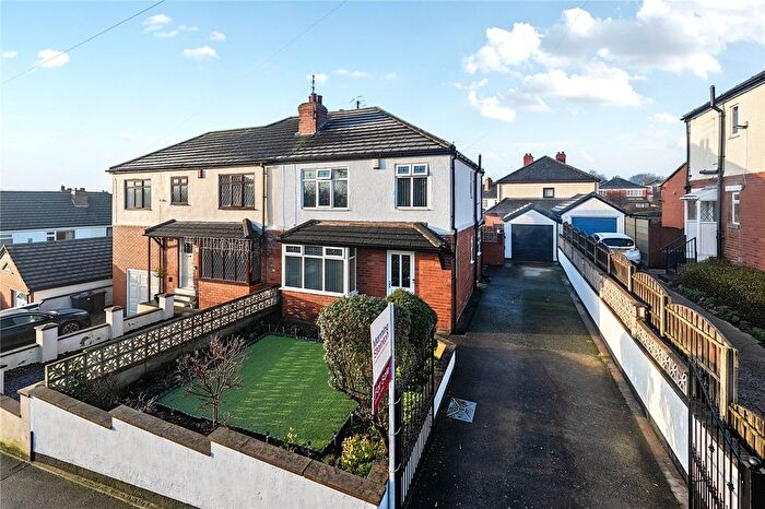 3 Bedroom Semi Detached House For Sale In Abraham Hill, Rothwell, Leeds, West Yorkshire, LS26