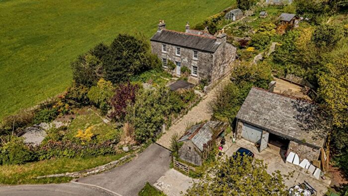 4 Bedroom Character Property For Sale In Lanlivery, Lostwithiel, Cornwall, PL22