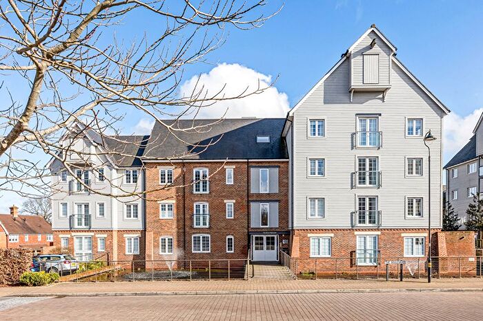 1 Bedroom Flat For Sale In The Boulevard, Horsham, RH12