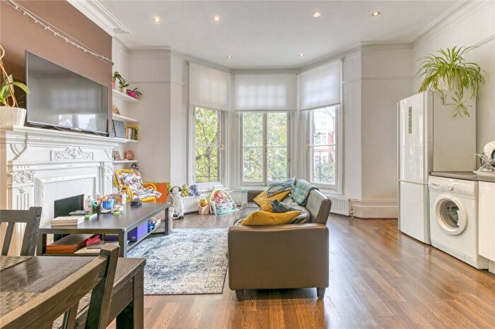 1 Bedroom Flat To Rent In Finchley Road, Hampstead, NW3