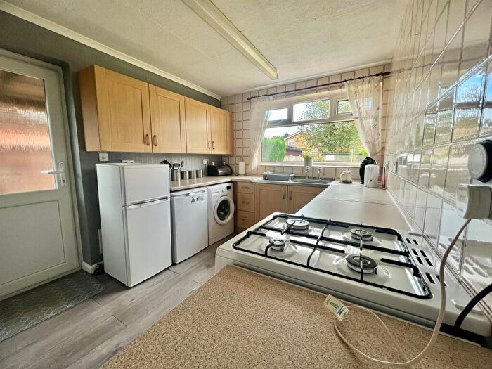 3 Bedroom Detached Bungalow For Sale In Cathedral Drive, Spalding, PE11