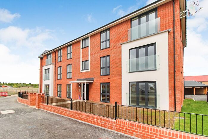 2 Bedroom Flat To Rent In Emmer Drive, Bedford, MK42