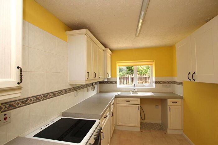 2 Bedroom Semi-Detached Bungalow For Sale In Cedar Close, Market Rasen, LN8