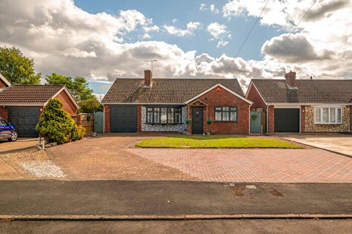 3 Bedroom Detached Bungalow For Sale In Rigsmoor Close, North Hykeham, LN6