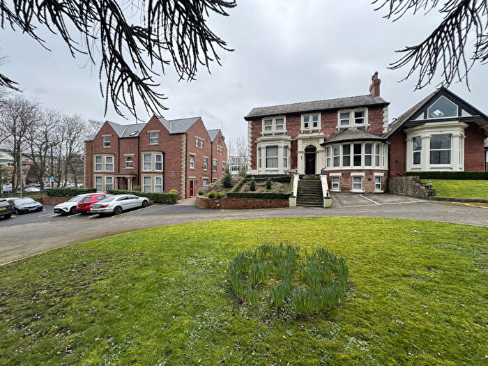 1 Bedroom Apartment To Rent In Elton Lodge, Newton Road, Leeds, LS7