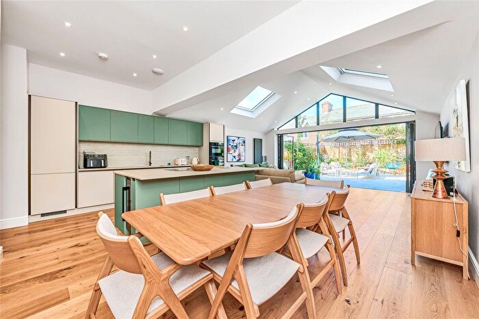 4 Bedroom Terraced House For Sale In Ribblesdale Road, Furzedown, SW16