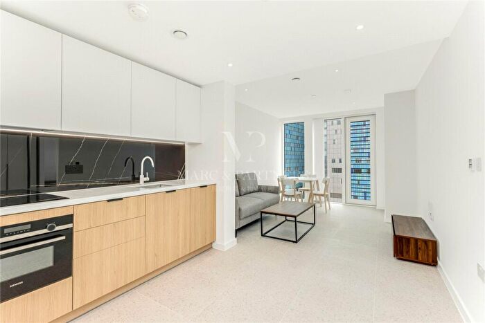 1 Bedroom Apartment To Rent In Bouchon Point, The Silk District, Cendal Crescent, London, E1