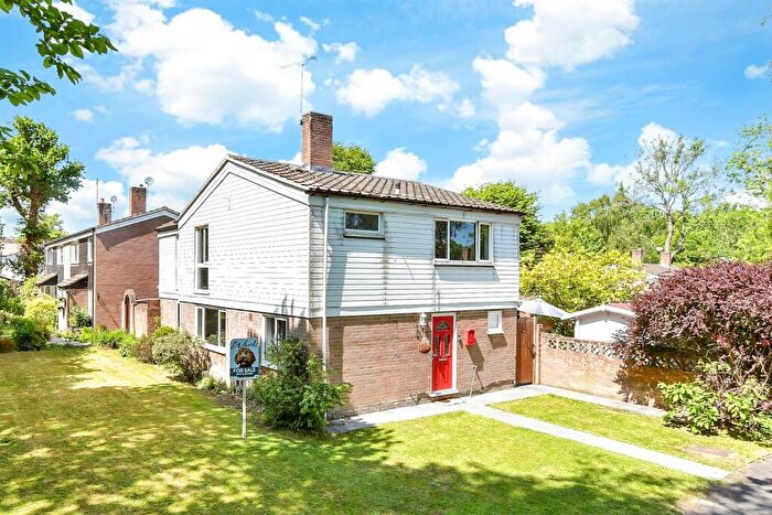 4 Bedroom Detached House For Sale In Stonecroft, Vigo Village, Meopham, Kent, DA13
