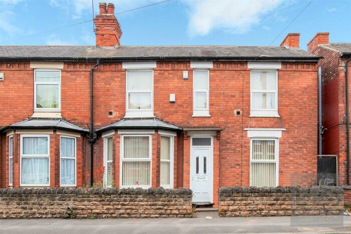 6 Bedroom Semi-Detached House To Rent In Cottesmore Road, Lenton, Nottingham, NG7