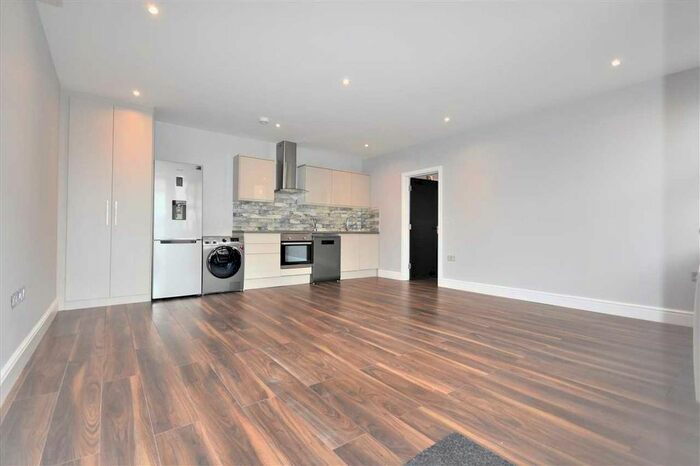 1 Bedroom Flat To Rent In Dolman Road, Chiswick, Chiswick, W4