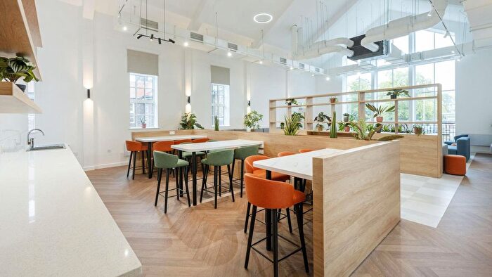 Studio To Rent In Oxford Place, Manchester, M14