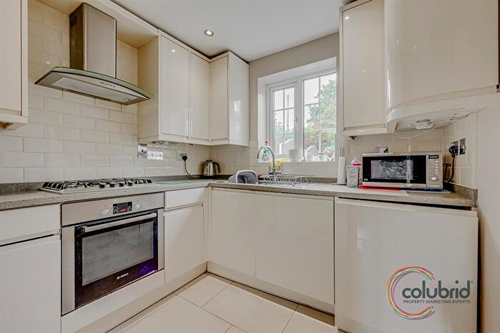 3 Bedroom Terraced House For Sale In Hove Close, Grays, RM17